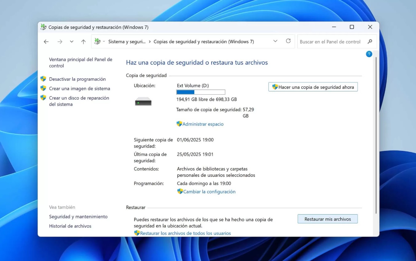 Panel de control - Sistema y seguridad - Copia de seguridad y restauración - Restaurar mis archivos